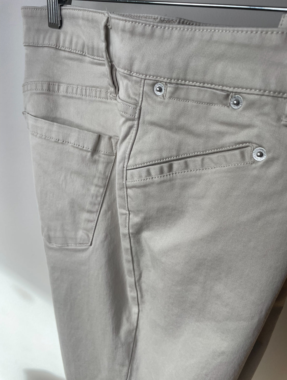Country Road Preloved Beige Sateen Jeans