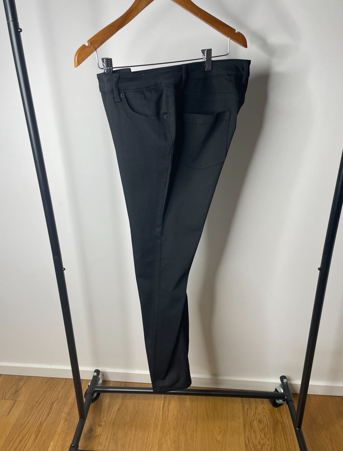 Country Road Black Modal Jeans
