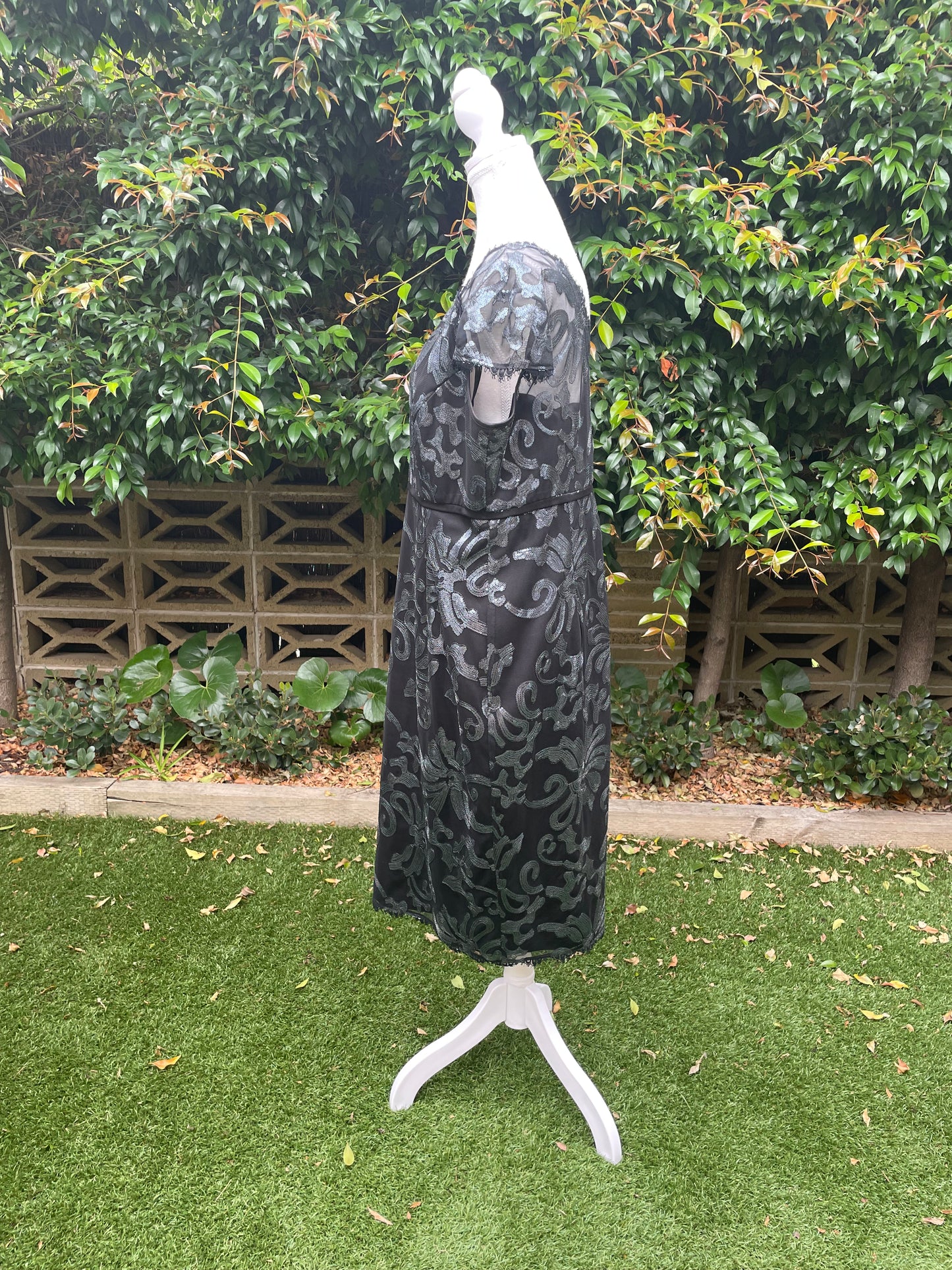 Preloved Anthea Crawford Evening Dress - Size 16